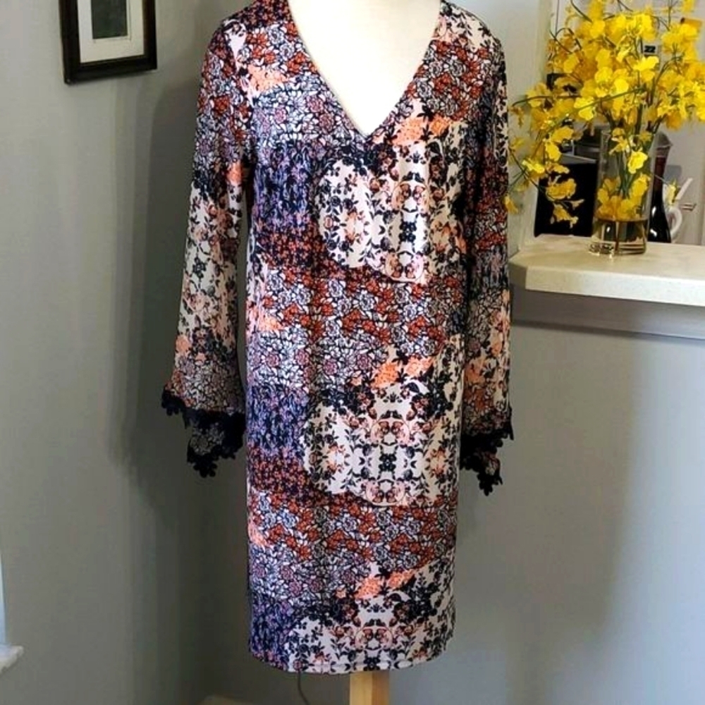 THIS BOHEMIAN STYLE DRESS IS BY DB ESTEBLISHED 1962. Large bell Sleeves. Size 14